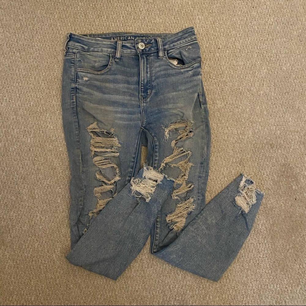 American Eagle ripped jeans size 8 regular